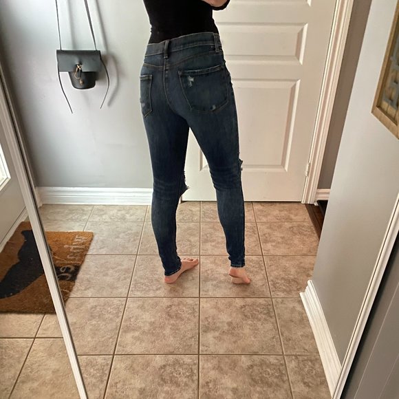 J Brand Skinny Jean - Picture 5 of 7